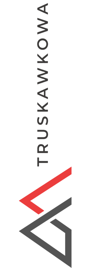 truskawkowa logo pionowe01 bg removed.png